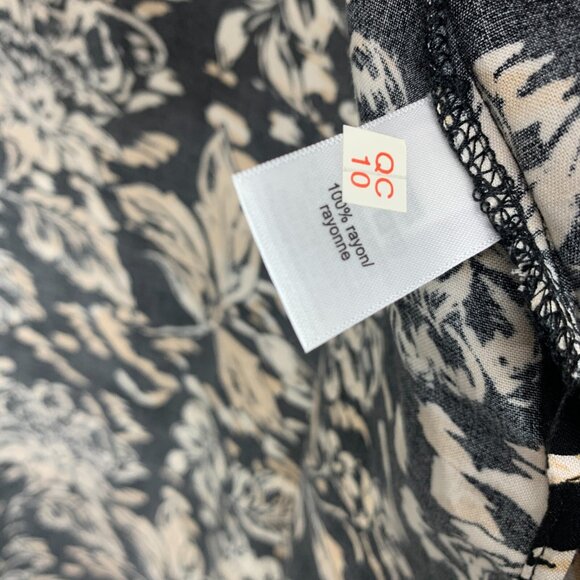 Maurices Kimono Black Floral Print Border Open Front - Picture 8 of 11
